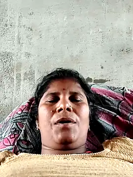 Hot di97 online show from May 2026 11:56:01 PM