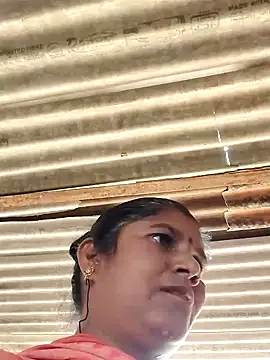 Hot di97 online show from June 2026 07:17:01 AM