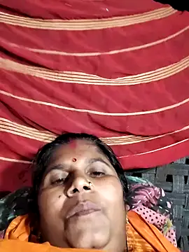 Hot di97 online show from June 2026 02:52:01 PM