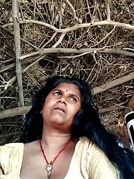 Hot di97 online show from August 2026 04:33:01 AM