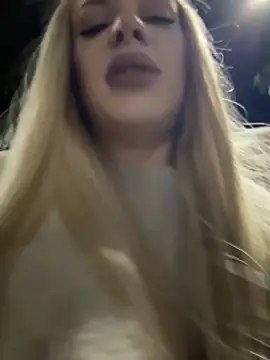 Snapshot of AlyssaFoxx_ chatting on February 2026 05:51:01 PM AlyssaFoxx online show from February 2026 05:51:01 PM