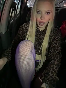 Snapshot of AlyssaFoxx_ chatting on February 2026 07:20:01 PM AlyssaFoxx online show from February 2026 07:20:01 PM