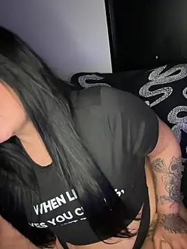 Miss CurvesXXX online show from July 2026 10:17:01 PM