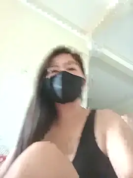 Snapshot of Lyly-68688 chatting on April 2026 02:28:01 AM Lyly-68688 online show from April 2026 02:28:01 AM