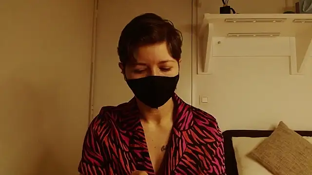 Snapshot of Alexxa_XX chatting on February 2026 07:04:02 AM Alexxa XX online show from February 2026 07:04:02 AM