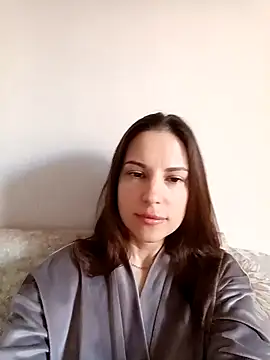 She-Moon online show from April 2026 06:00:02 AM