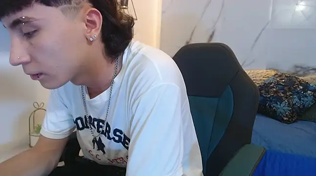 XanderGrey8 online show from March 2026 07:07:01 PM