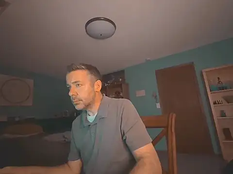 chrisw8140 online show from June 2026 04:54:01 AM