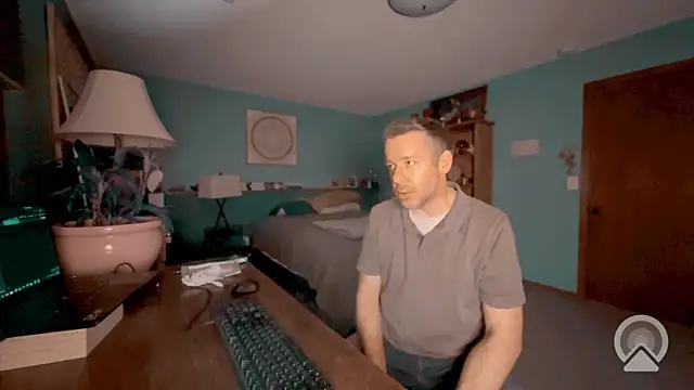 chrisw8140 online show from June 2026 02:57:01 AM