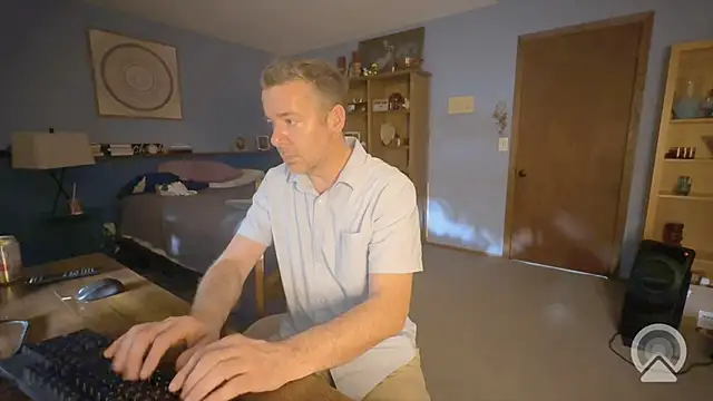 chrisw8140 online show from June 2026 10:53:02 PM