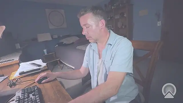 chrisw8140 online show from July 2026 05:36:01 AM