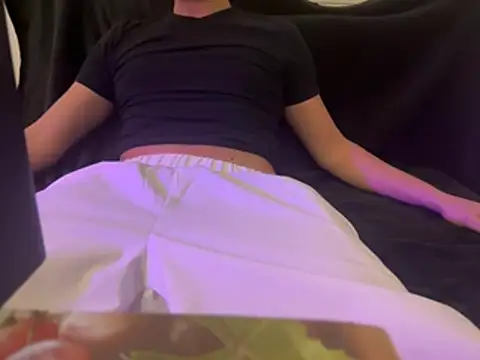 Snapshot of JovenPollon05 chatting on January 2026 02:44:01 PM JovenPollon05 online show from January 2026 02:44:01 PM