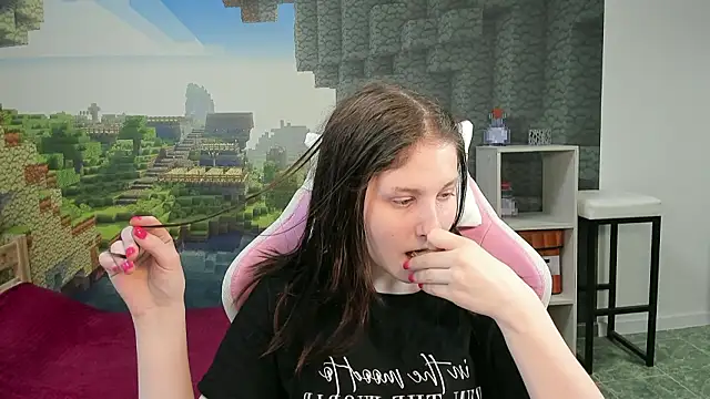 Snapshot of KiraDuvall chatting on February 2026 05:09:02 PM KiraDuvall online show from February 2026 05:09:02 PM