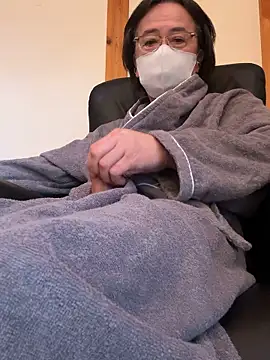 Snapshot of hiroshi-1964 chatting on February 2026 11:03:01 PM hiroshi-1964 online show from February 2026 11:03:01 PM