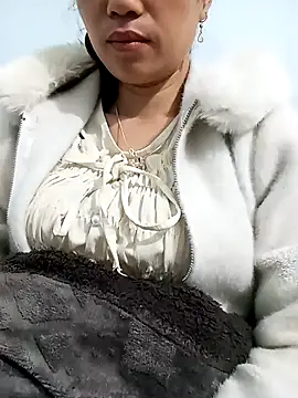 Snapshot of CML93 chatting on February 2026 02:04:02 AM CML93 online show from February 2026 02:04:02 AM