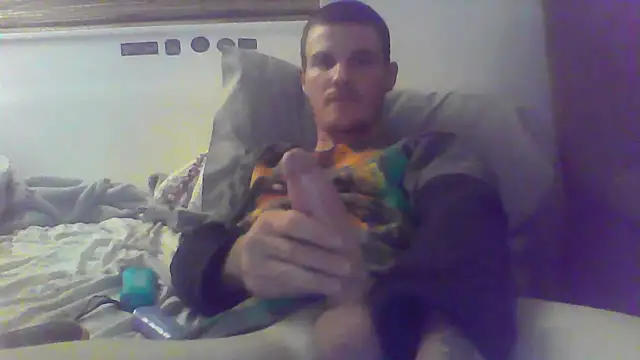Snapshot of HungandHynotic chatting on May 2026 03:25:02 AM HungandHynotic online show from May 2026 03:25:02 AM