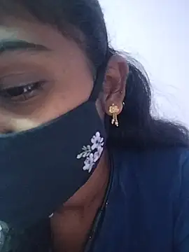 Snapshot of Tamil_Hot_RoyalQueen chatting on February 2026 04:57:02 PM Tamil Hot RoyalQueen online show from February 2026 04:57:02 PM