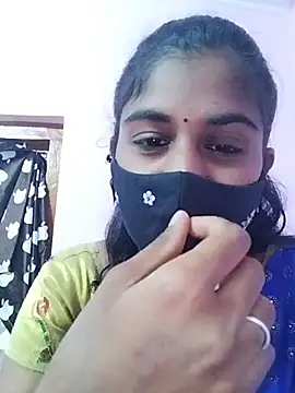 Snapshot of Tamil_Hot_RoyalQueen chatting on February 2026 04:33:01 PM Tamil Hot RoyalQueen online show from February 2026 04:33:01 PM