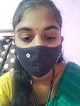 Snapshot of Tamil_Hot_RoyalQueen chatting on February 2026 04:57:02 PM Tamil Hot RoyalQueen online show from February 2026 04:57:02 PM