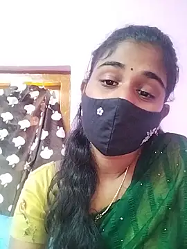 Snapshot of Tamil_Hot_RoyalQueen chatting on February 2026 05:04:01 AM Tamil Hot RoyalQueen online show from February 2026 05:04:01 AM