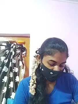 Snapshot of Tamil_Hot_RoyalQueen chatting on February 2026 04:55:01 AM Tamil Hot RoyalQueen online show from February 2026 04:55:01 AM