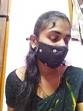 Tamil Hot RoyalQueen online show from April 2026 06:50:01 PM