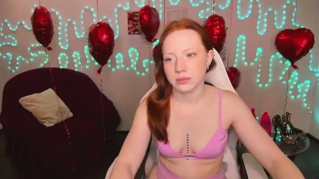 Snapshot of Katrys chatting on February 2026 01:00:02 AM Katrys online show from February 2026 01:00:02 AM