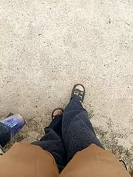 Snapshot of -Likin- chatting on January 2026 09:04:02 AM -Likin- online show from January 2026 09:04:02 AM