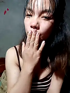 Snapshot of -Likin- chatting on February 2026 01:40:01 PM -Likin- online show from February 2026 01:40:01 PM