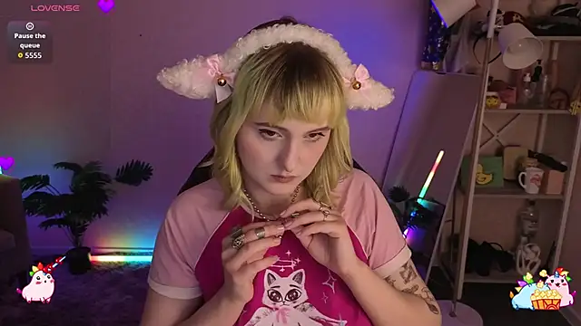 Roziett Belle online show from April 2026 08:42:01 AM