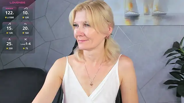 Julie Lucas online show from July 2026 12:24:02 AM