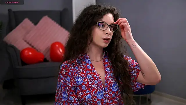 CrystalSiilk online show from February 2026 07:00:02 PM