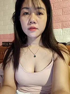 Ngocmai lazdy online show from March 2026 12:10:02 AM