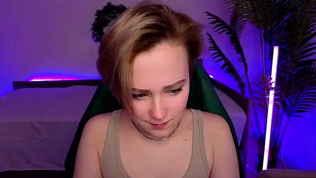 Snapshot of Ellie_Heavenly chatting on January 2026 08:41:01 AM Ellie Heavenly online show from January 2026 08:41:01 AM