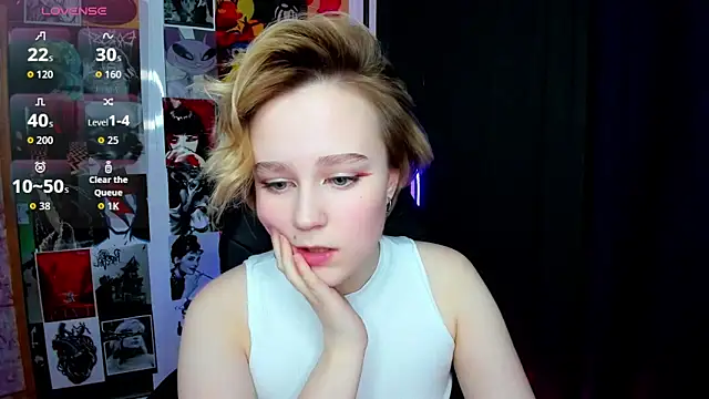 Snapshot of Ellie_Heavenly chatting on February 2026 08:12:02 AM Ellie Heavenly online show from February 2026 08:12:02 AM