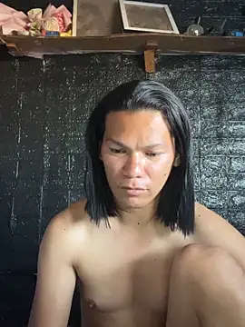 HugeAgatha online show from March 2026 11:10:02 PM