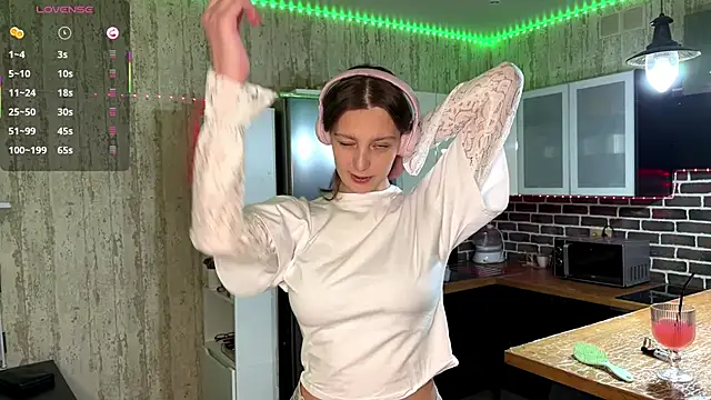 Snapshot of ChrisAmott chatting on February 2026 04:06:02 PM ChrisAmott online show from February 2026 04:06:02 PM