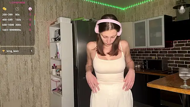 Snapshot of ChrisAmott chatting on February 2026 04:02:02 PM ChrisAmott online show from February 2026 04:02:02 PM