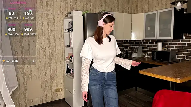 Snapshot of ChrisAmott chatting on February 2026 04:25:02 PM ChrisAmott online show from February 2026 04:25:02 PM