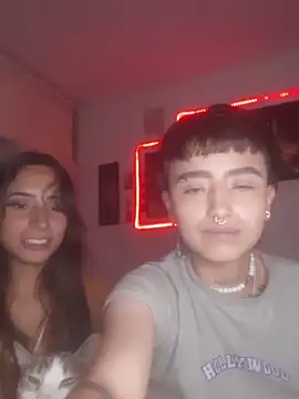 Snapshot of AlexxaAndRileyy chatting on February 2026 12:09:02 AM AlexxaAndRileyy online show from February 2026 12:09:02 AM