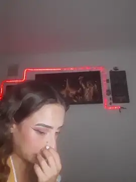 Snapshot of AlexxaAndRileyy chatting on February 2026 11:03:02 PM AlexxaAndRileyy online show from February 2026 11:03:02 PM