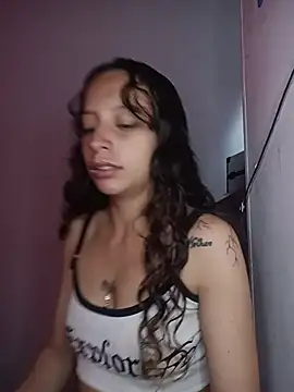 Snapshot of AlexxaAndRileyy chatting on February 2026 12:35:01 PM AlexxaAndRileyy online show from February 2026 12:35:01 PM