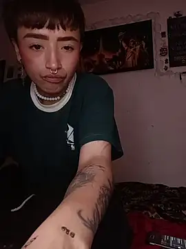 Snapshot of AlexxaAndRileyy chatting on February 2026 11:34:02 PM AlexxaAndRileyy online show from February 2026 11:34:02 PM