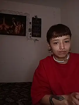 Snapshot of AlexxaAndRileyy chatting on February 2026 04:13:01 PM AlexxaAndRileyy online show from February 2026 04:13:01 PM