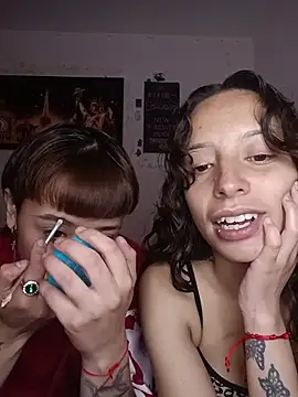 Snapshot of AlexxaAndRileyy chatting on February 2026 05:47:02 PM AlexxaAndRileyy online show from February 2026 05:47:02 PM