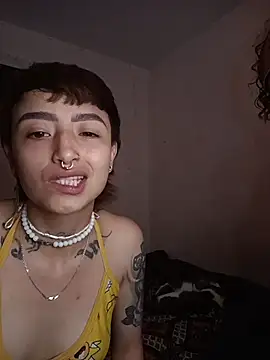 Snapshot of AlexxaAndRileyy chatting on February 2026 11:36:01 PM AlexxaAndRileyy online show from February 2026 11:36:01 PM