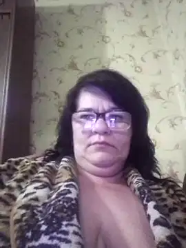 Snapshot of NysiOlsen chatting on April 2026 05:35:01 PM NysiOlsen online show from April 2026 05:35:01 PM