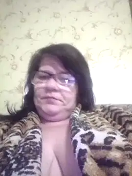 Snapshot of NysiOlsen chatting on April 2026 07:18:02 PM NysiOlsen online show from April 2026 07:18:02 PM