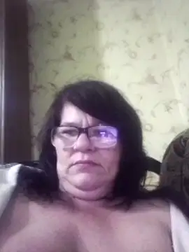 Snapshot of NysiOlsen chatting on April 2026 07:58:01 PM NysiOlsen online show from April 2026 07:58:01 PM