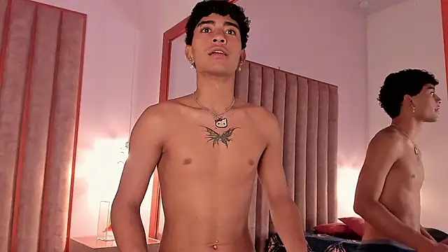 Snapshot of Mike_thomsonn chatting on February 2026 04:19:01 PM Mike thomsonn online show from February 2026 04:19:01 PM